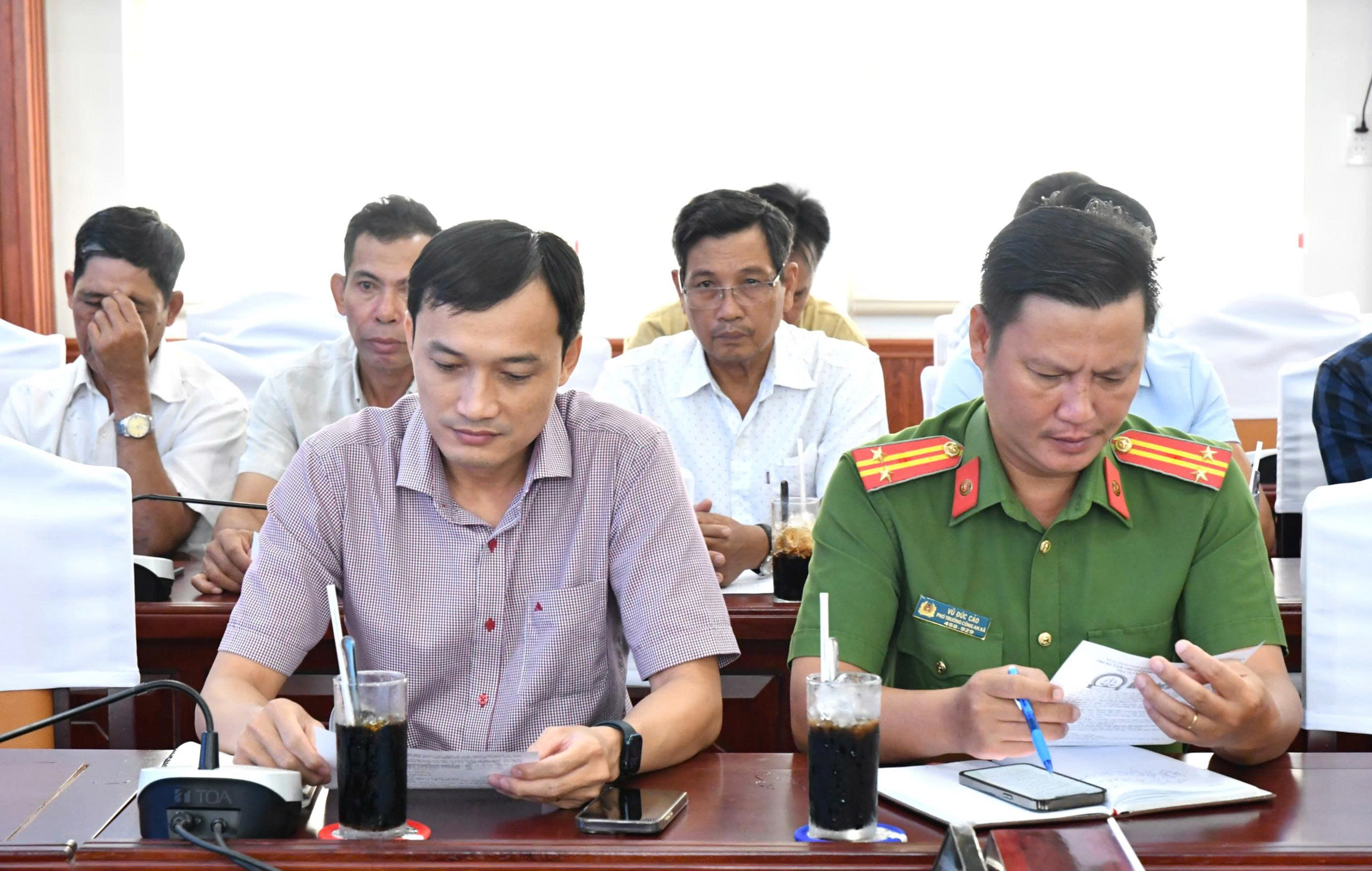 Ảnh 2: Các đại biểu tham dự hội nghị