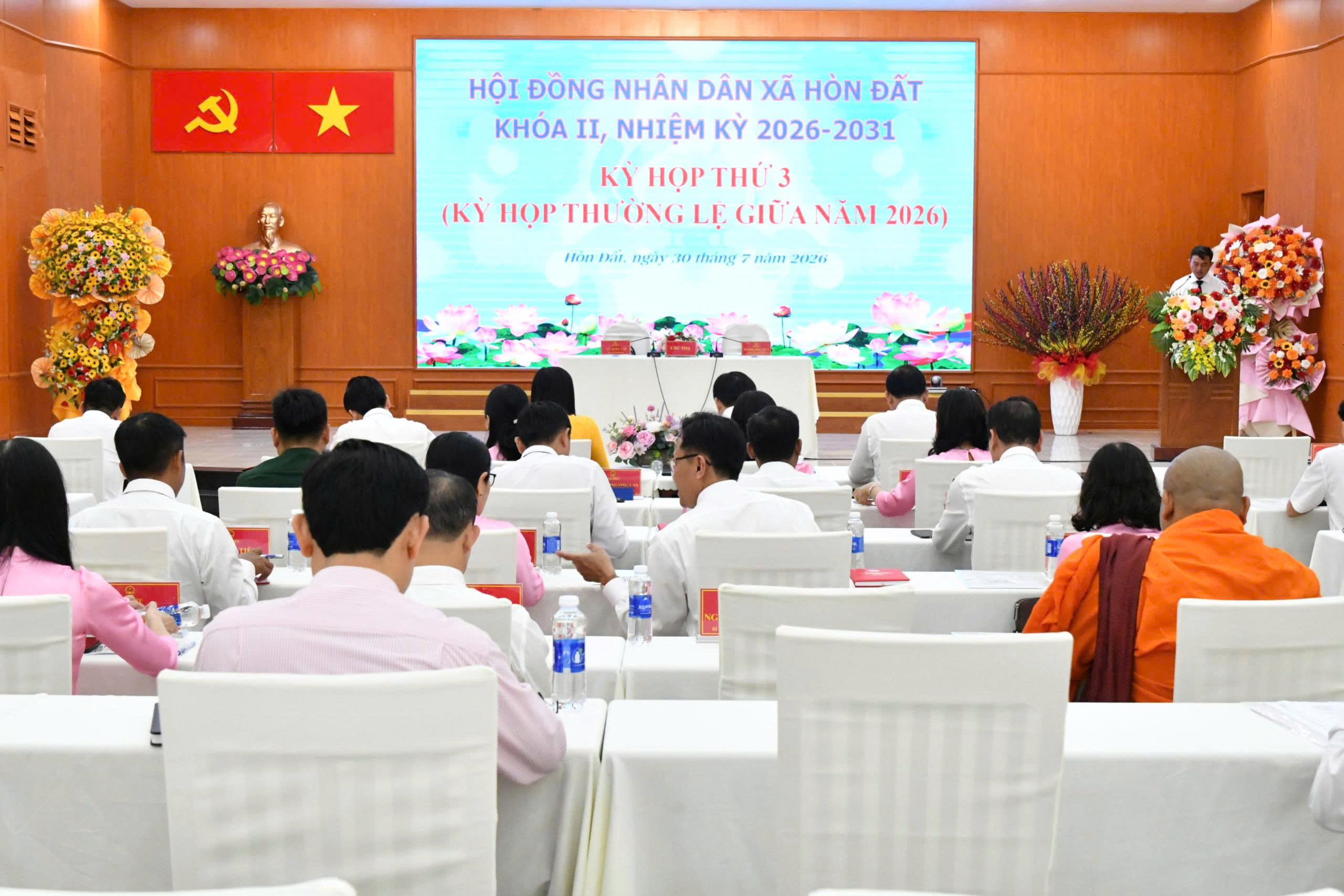 Ảnh 1: Quang cảnh hội nghị