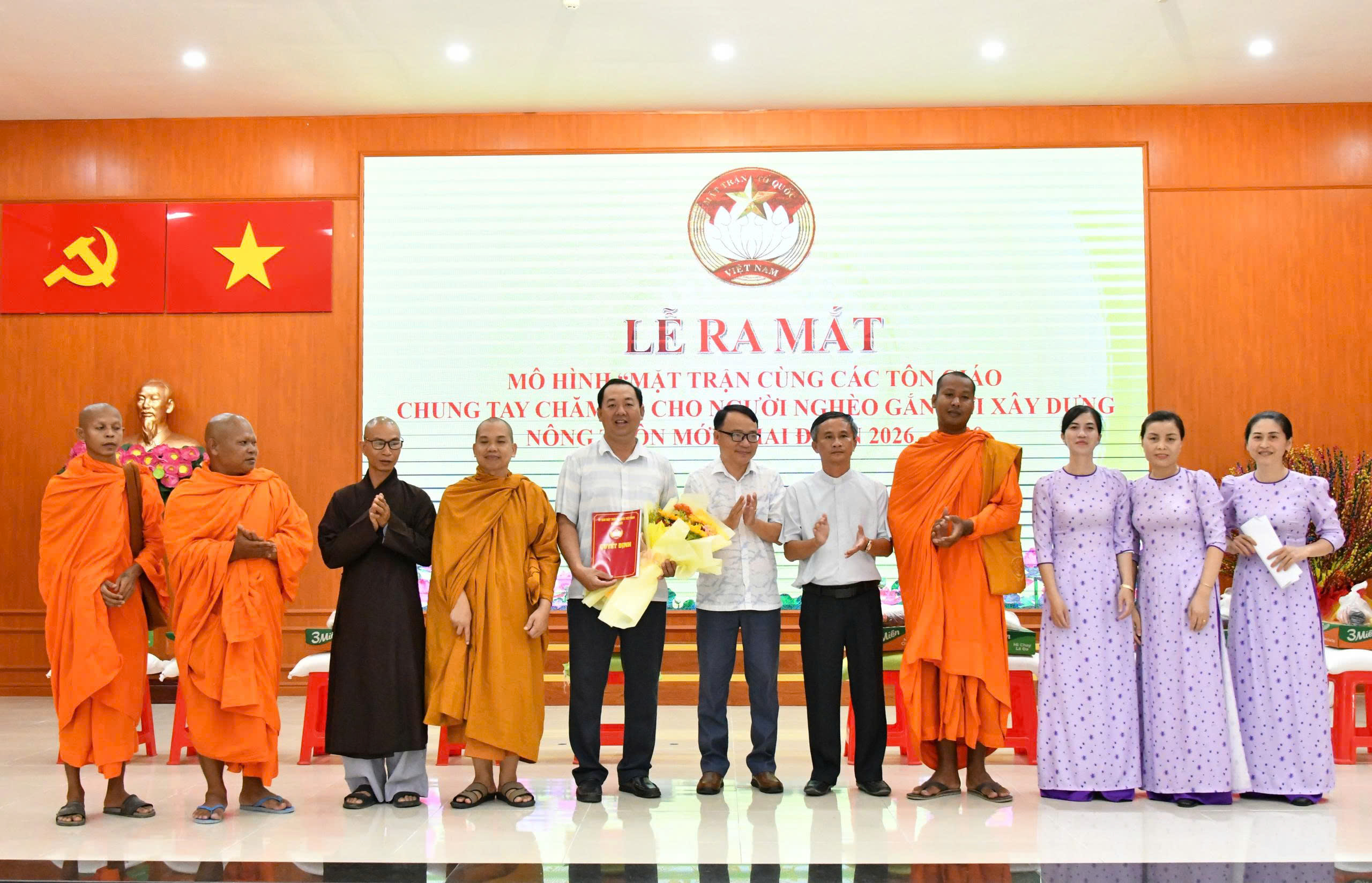 Ban Chủ nhiệm mô hình ra mắt