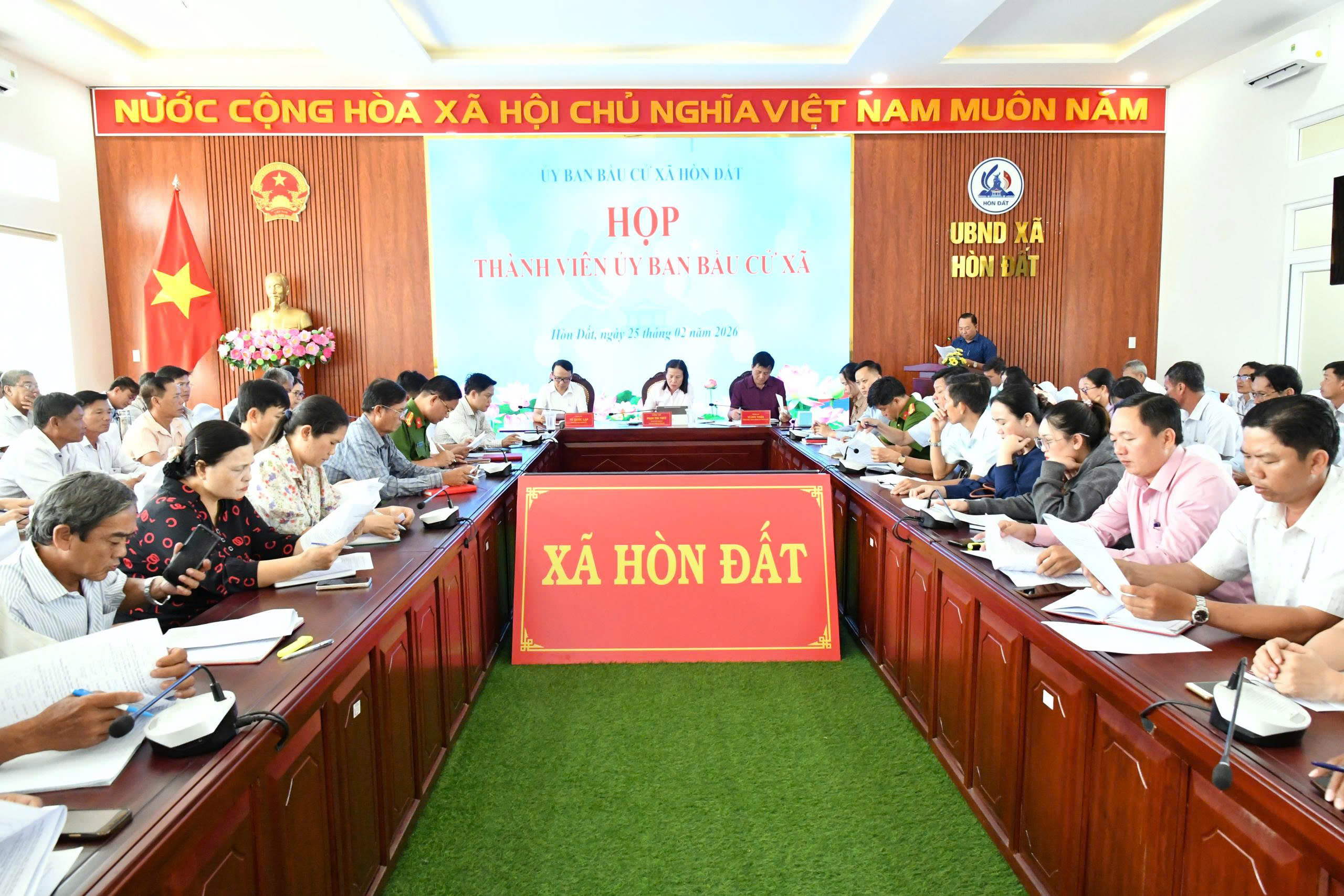 Ảnh 1: Quang cảnh Hội nghị