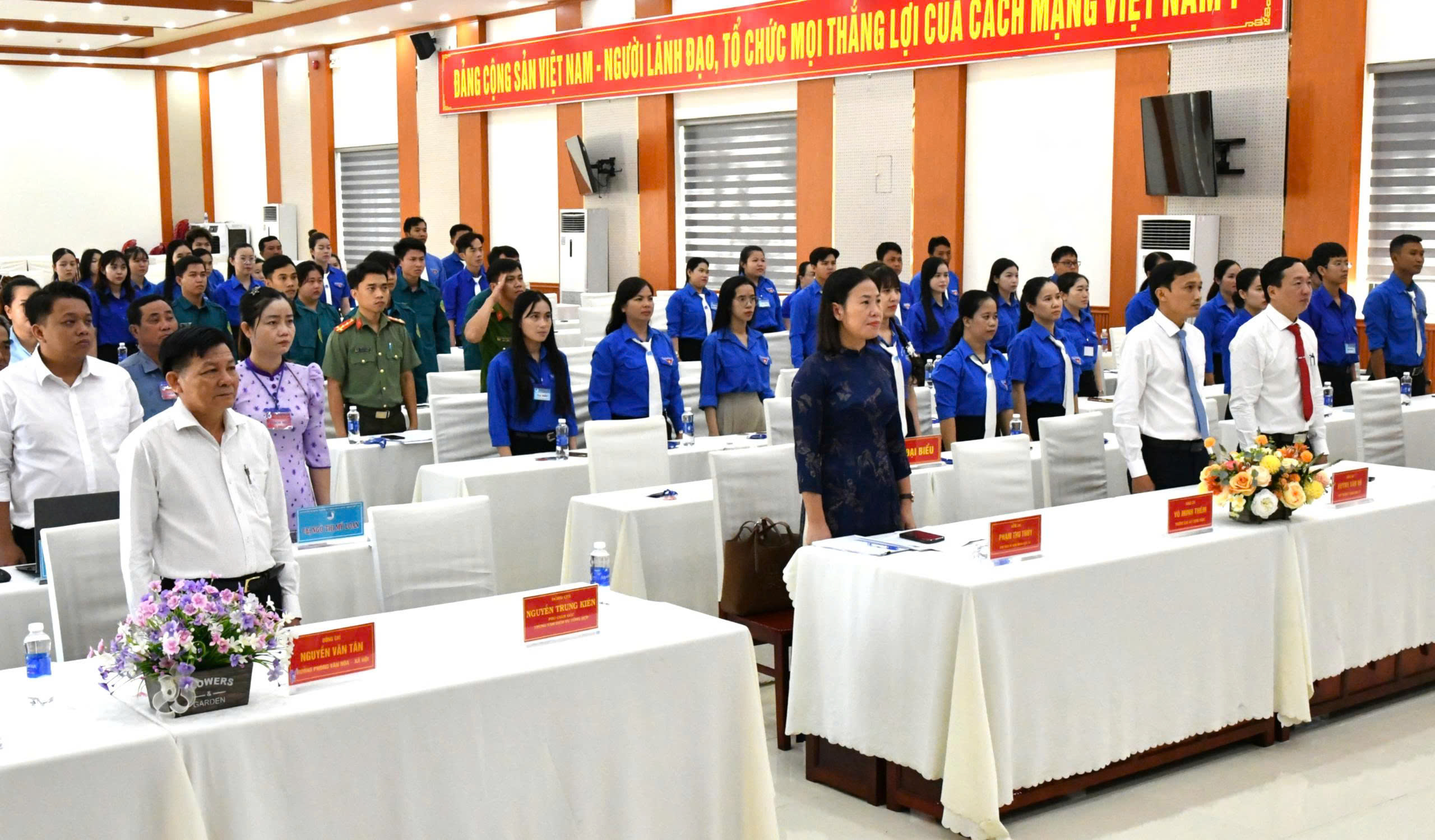 Ảnh 1: Quanh cảnh đại hội đại biểu Hội LHTN Việt Nam xã Hòn Đất lần thứ I, nhiệm kỳ 2026 – 2029