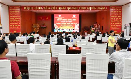 Quang cảnh buổi chiếu phim