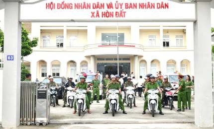 Các lực lượng tham gia diễu hành tuyênt ruyền hưởng ứng tháng hành động phòng chống ma tuý năm 2026